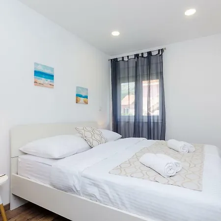 Apartment Superior Nik Mlini